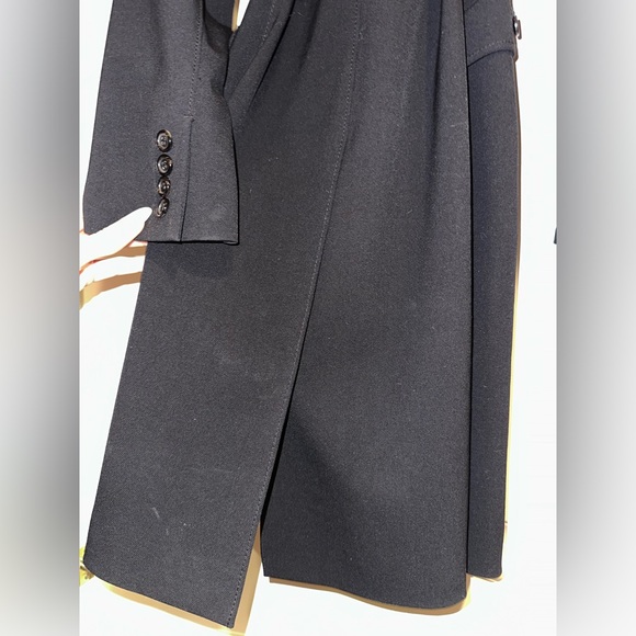 Tailored Prada Suit coat with fur trim - Picture 5 of 5
